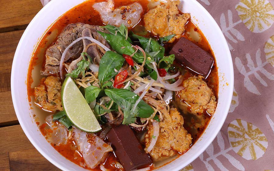 mua viên gia vị bún bò Huế ngon