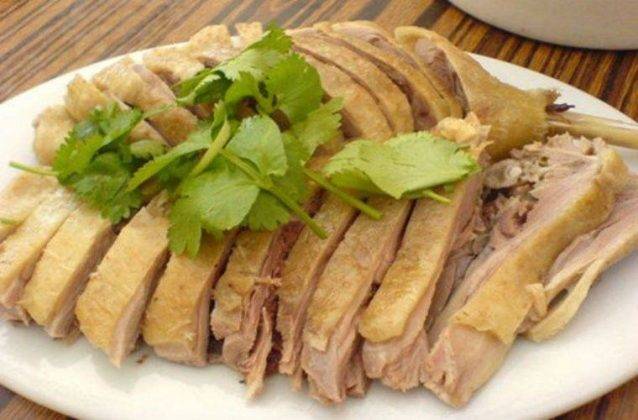 Bà bầu có nên ăn thịt vịt không?